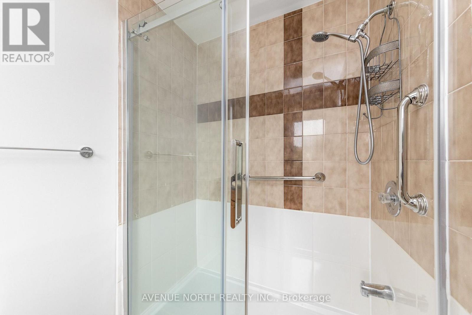 5 Bed, 4 Bath House for Sale in Ottawa – 861 KARSH DRIVE, Ottawa – MLS# X13644720 - Image 26