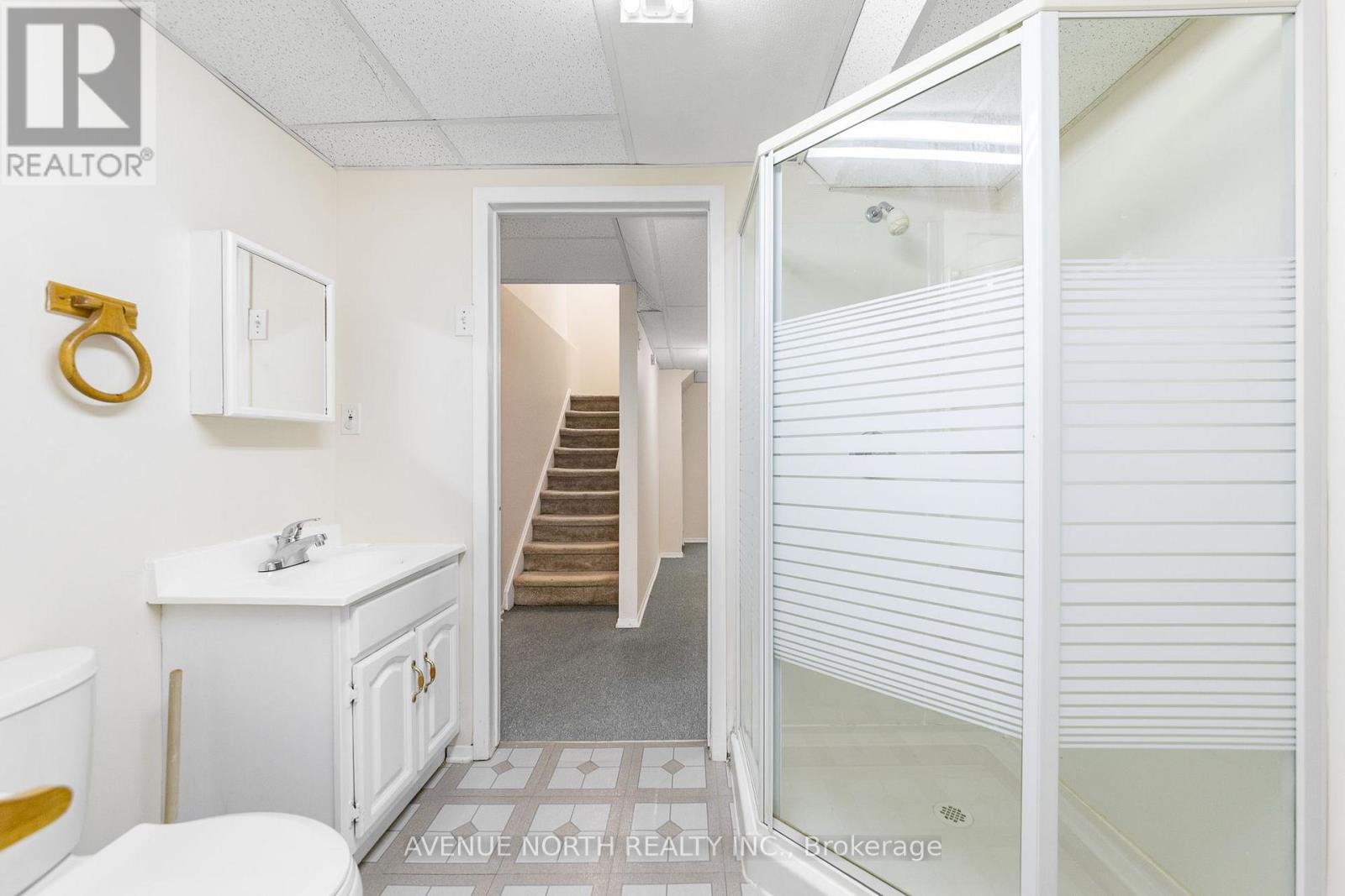 861 KARSH DRIVE - 43