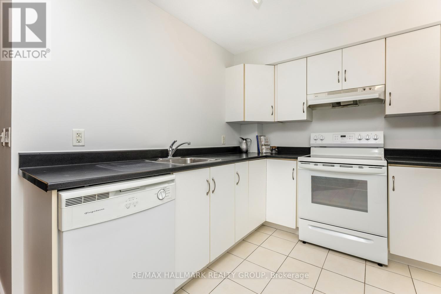 1 Bed, 1 Bath Apartment for Sale in Ottawa – 502 – 138 SOMERSET STREET W, Ottawa – MLS# X13644808 - Image 6