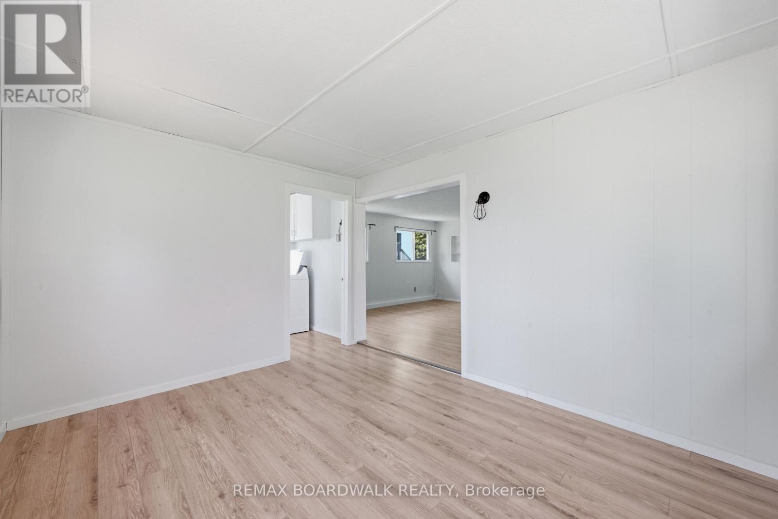 264 BIRCH AVENUE - 23