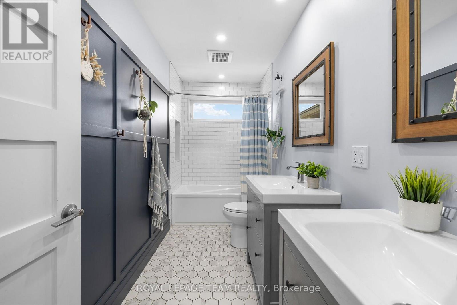 1683 RIVER ROAD - Image 27