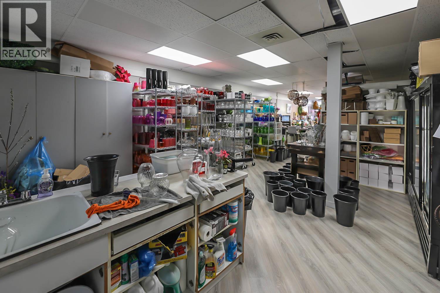 10122/24 MAIN Street, Summerland