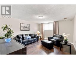524 Silverthorn Avenue, Toronto, ON M6M3H7 Photo 25