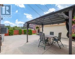 524 Silverthorn Avenue, Toronto, ON M6M3H7 Photo 34