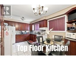 524 Silverthorn Avenue, Toronto, ON M6M3H7 Photo 30