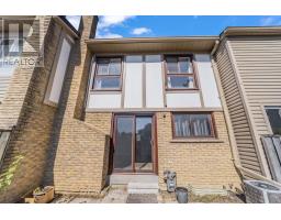 33 Greenwich Circle, Brampton, ON L6S2E6 Photo 41