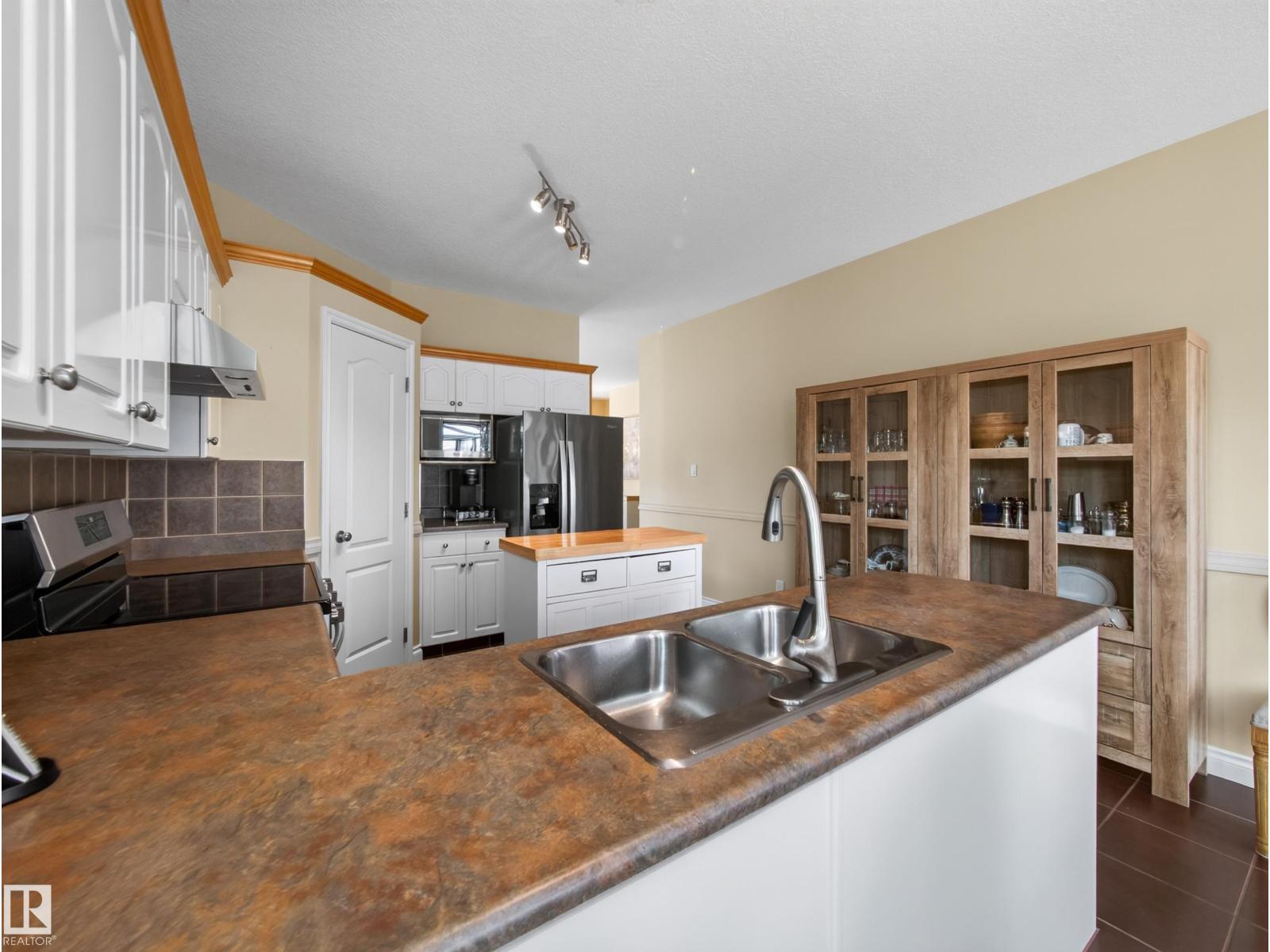 148 FORREST DR - 13