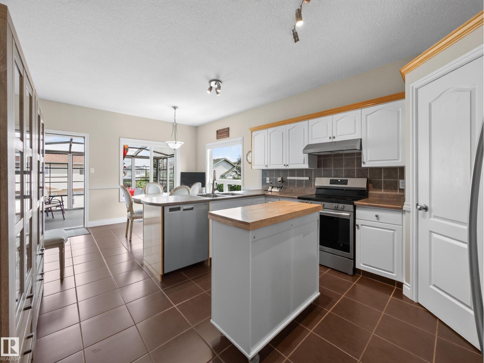 148 FORREST DR - Image 5