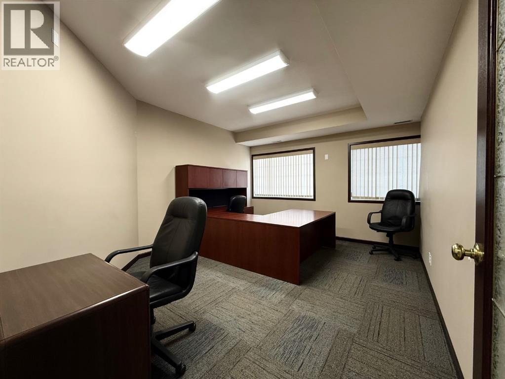 9824 97 Avenue - Photo 11