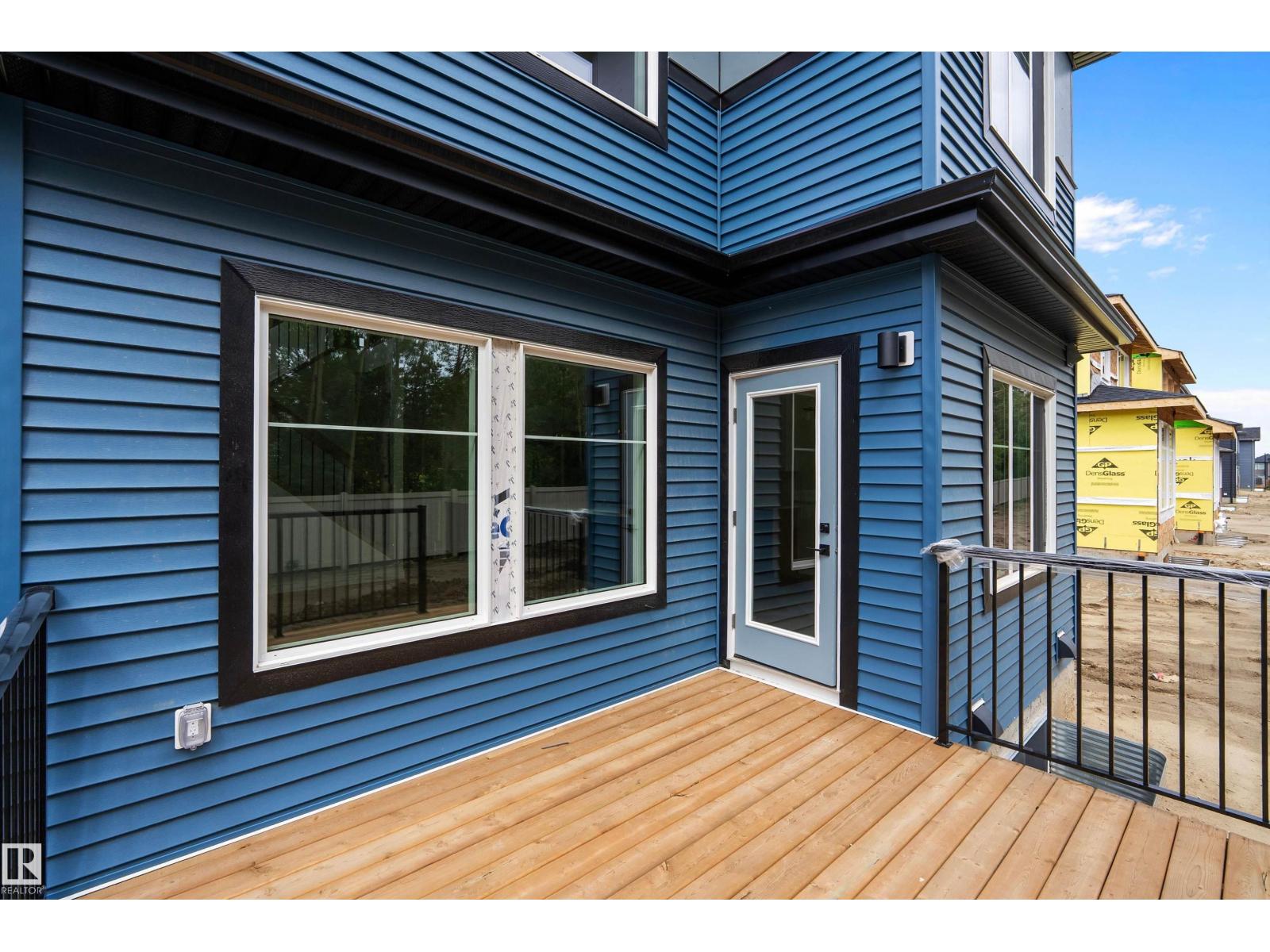 1737 Crossbill LO NW - 41