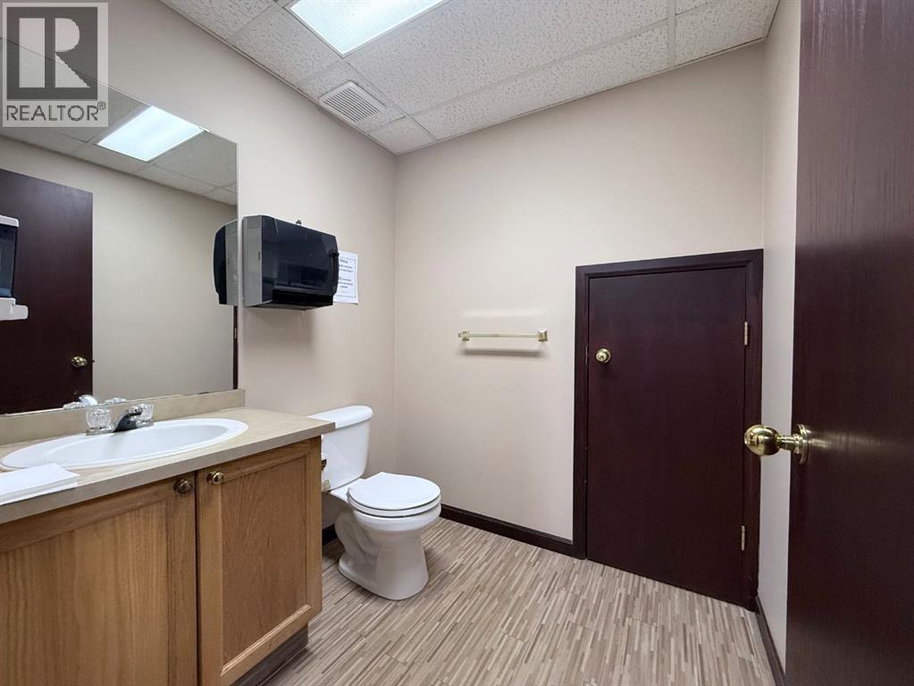 9824 97 Avenue - Photo 15