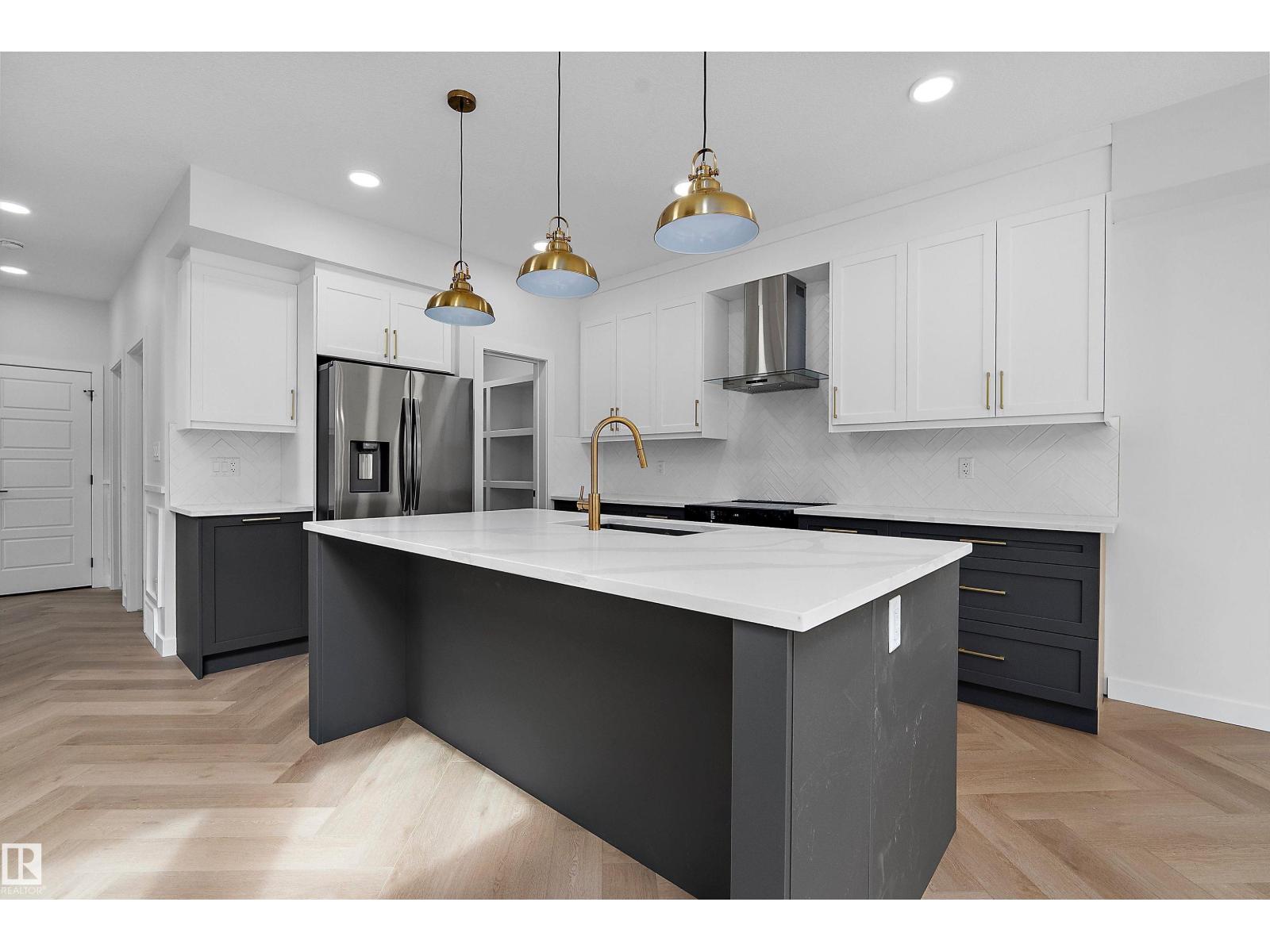 1737 Crossbill LO NW - Image 10