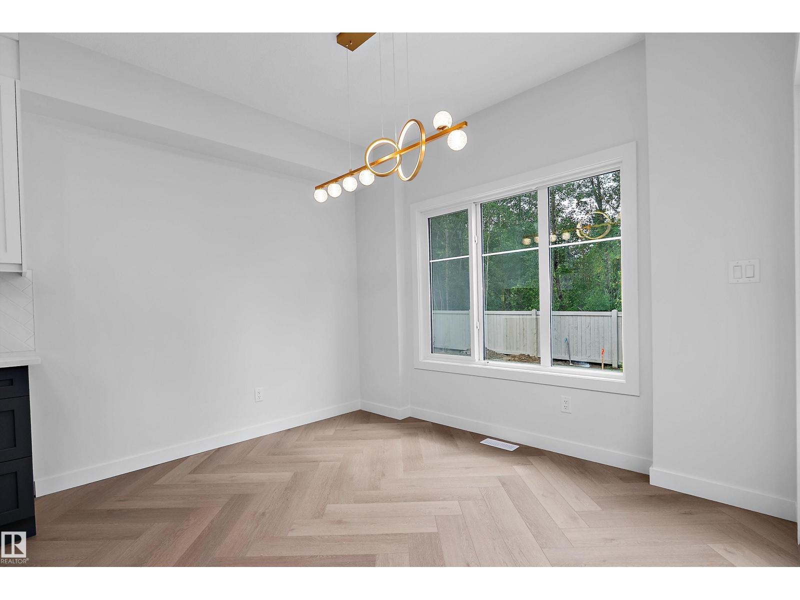 1737 Crossbill LO NW - Image 13