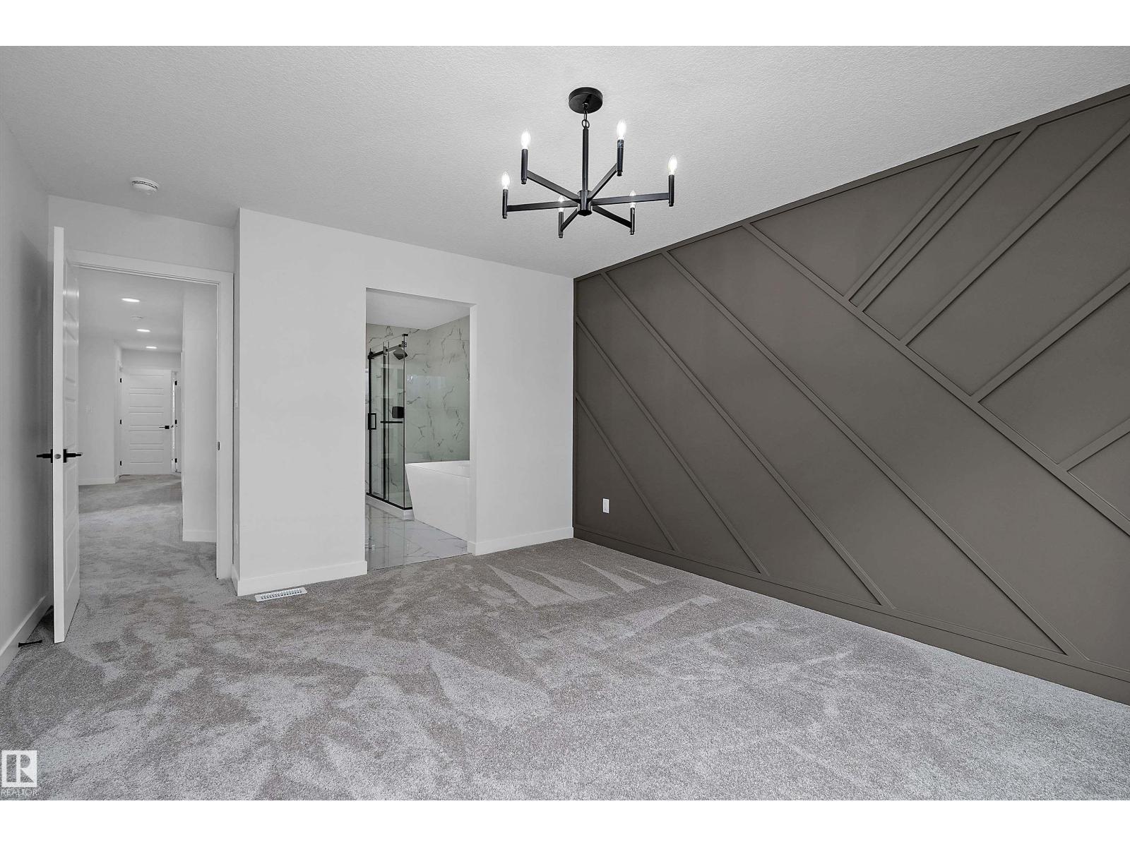 1737 Crossbill LO NW - 32