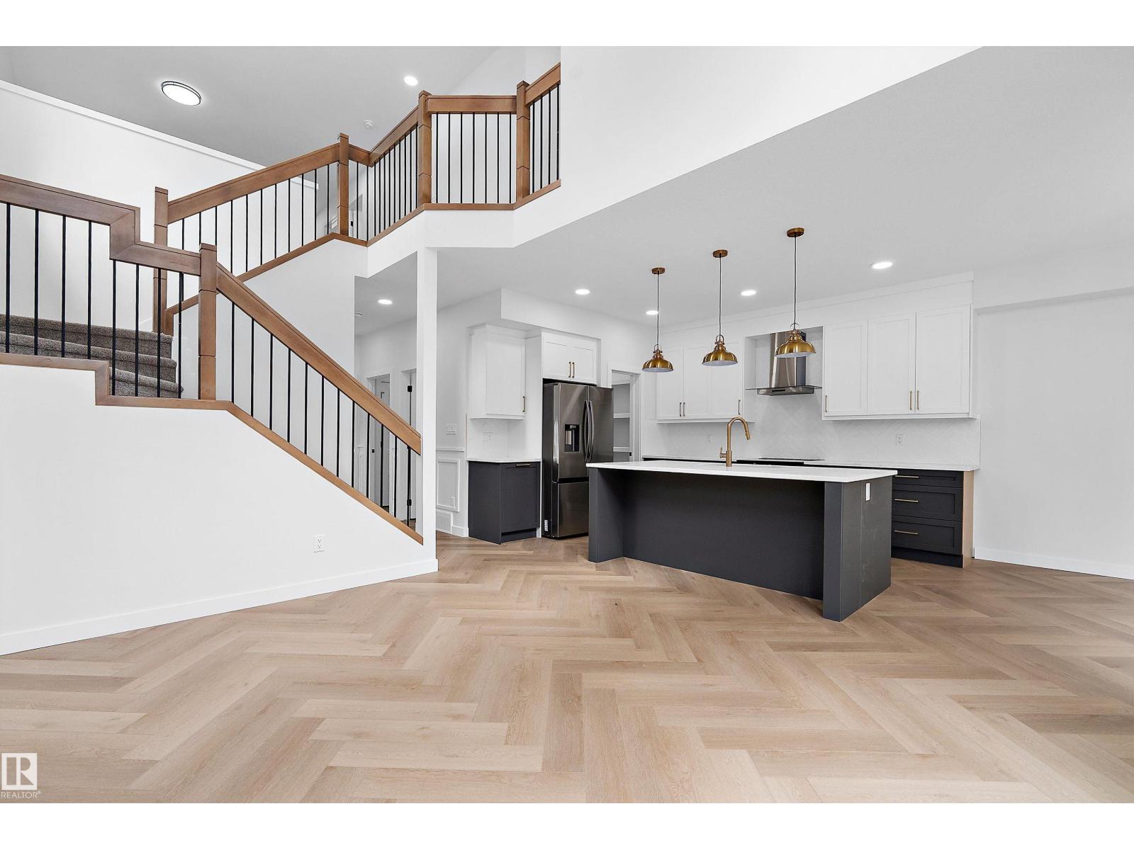 1737 Crossbill LO NW - 7