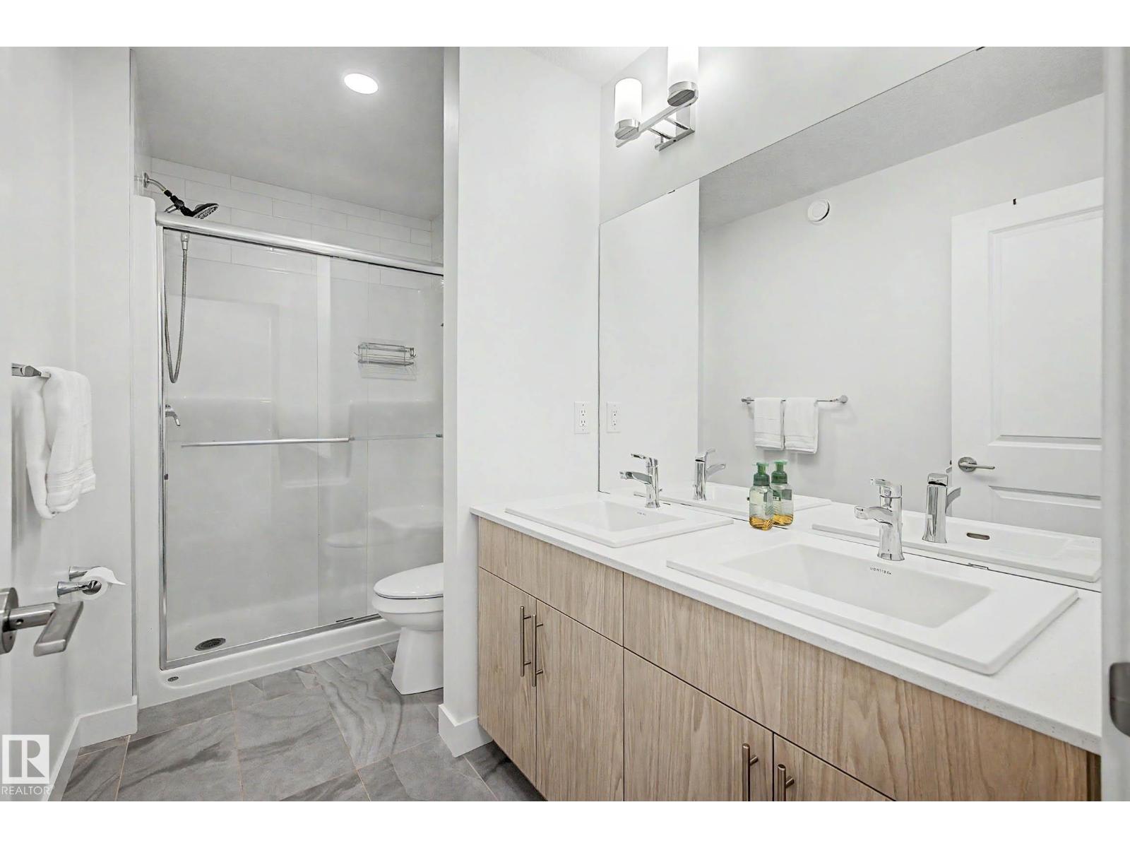 23015 96 AV NW - 22