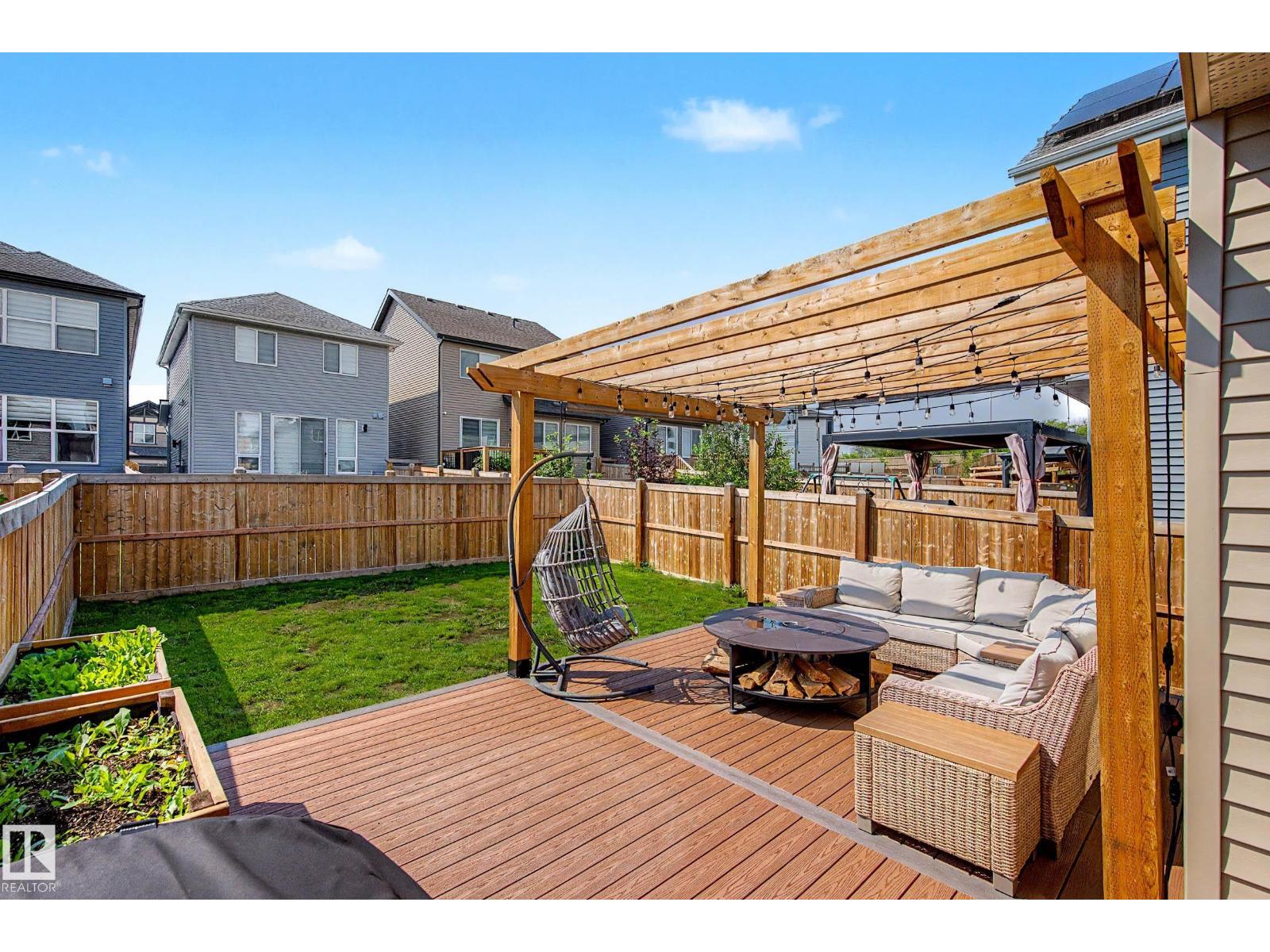 23015 96 AV NW - 29