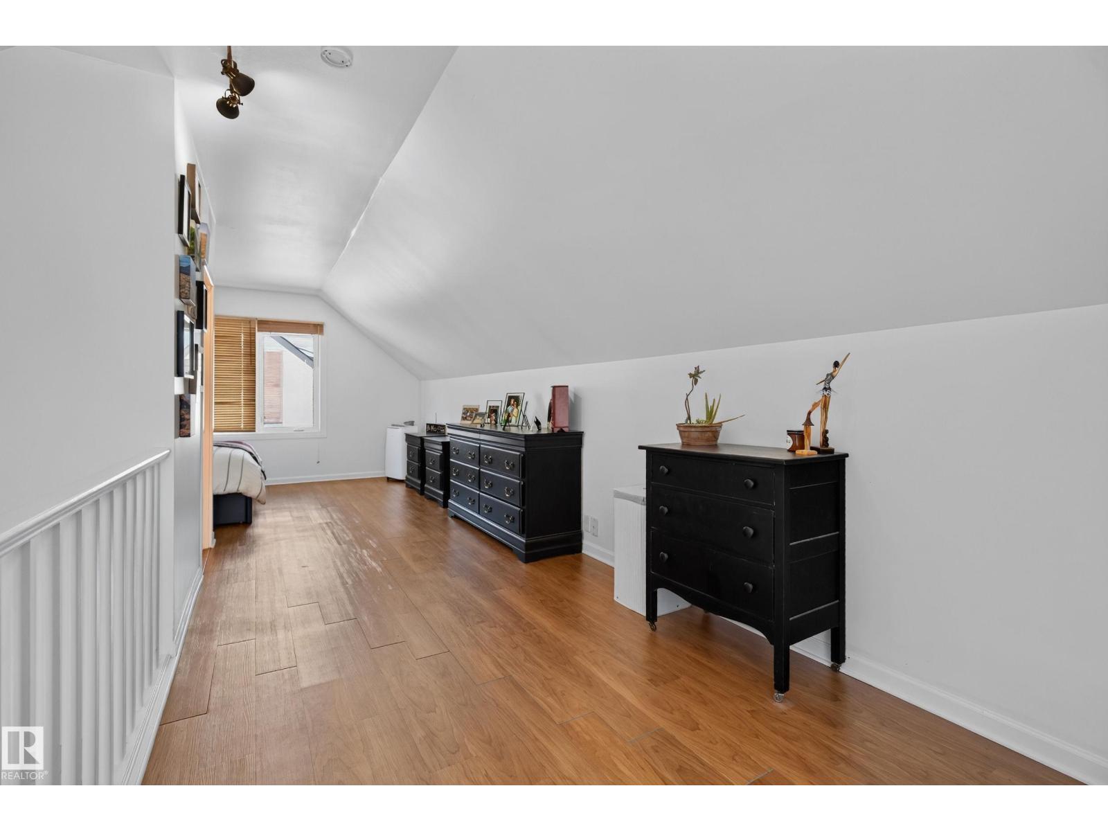 6806 110 ST NW - Image 21