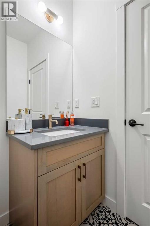52 Cranbrook Cape SE - Image 24