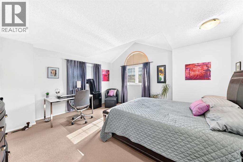 #114 1607 11 Avenue SW - 19