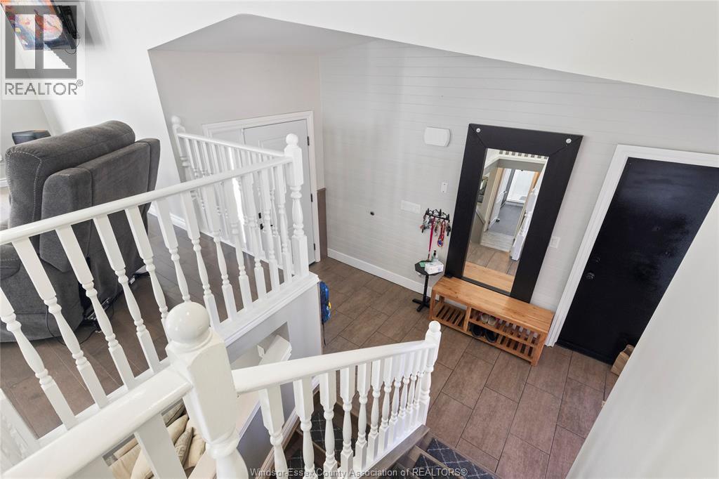 288 RAMBLEWOOD DRIVE - 8