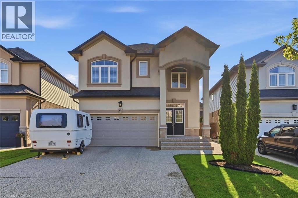 Photo of 41 AQUASANTA Crescent