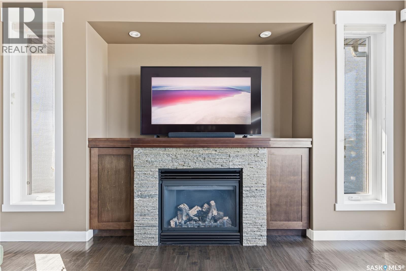 6024 Little Pine LOOP - Image 25