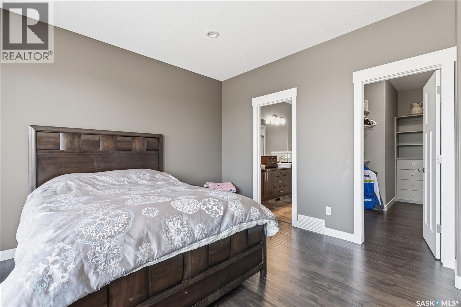 6024 Little Pine LOOP - Image 29