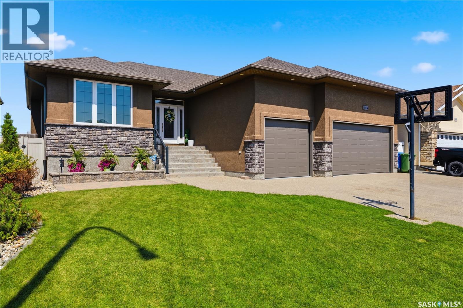 6024 Little Pine LOOP - Image 4