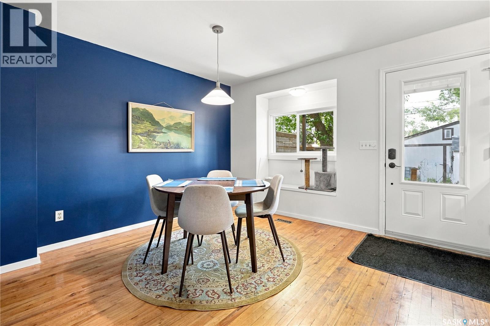 2848 Retallack STREET - 11