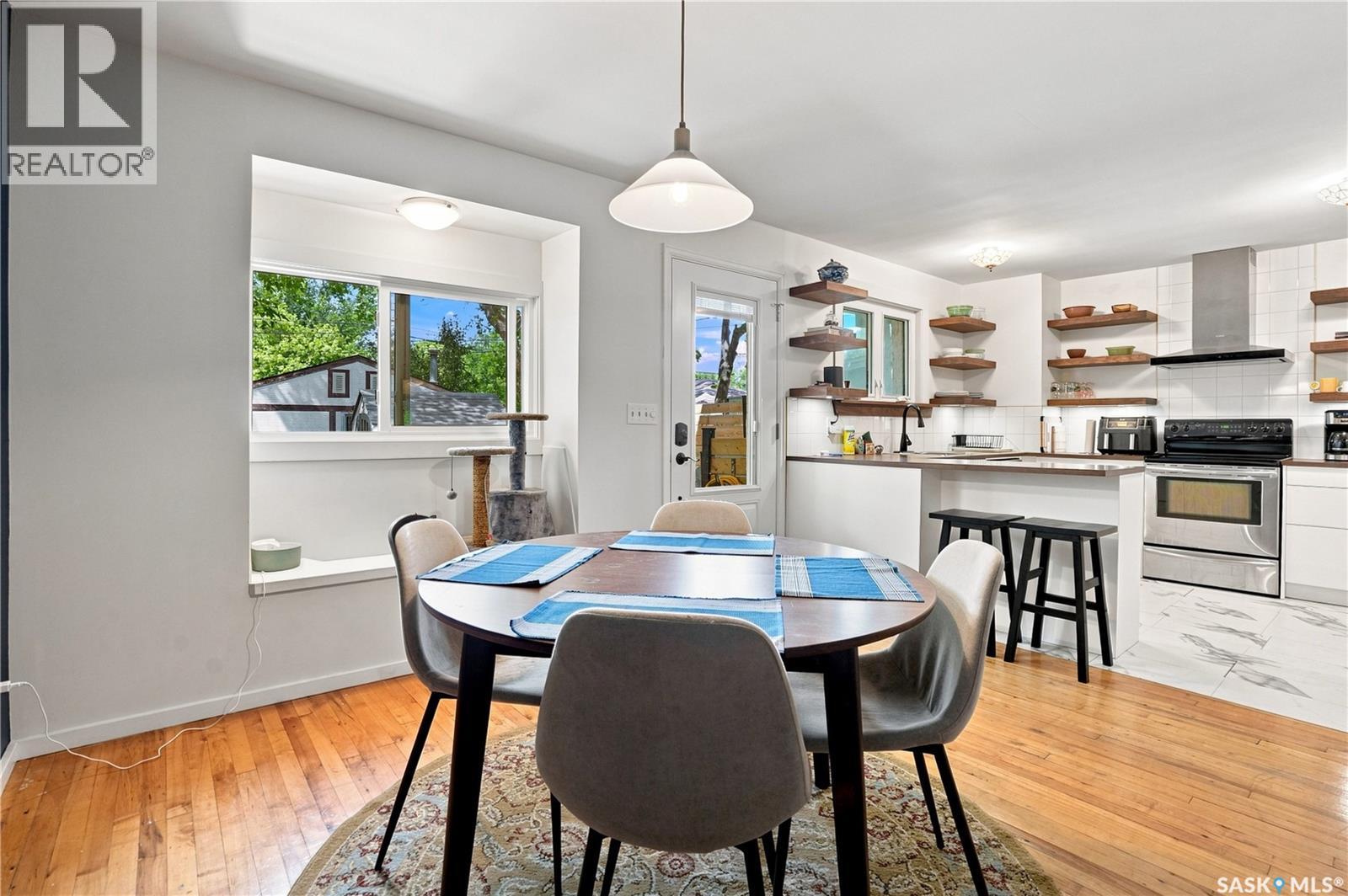 2848 Retallack STREET - 13