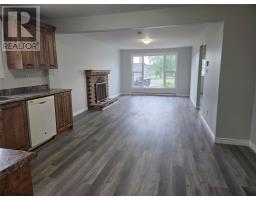 184 Main Street thumbnail 9