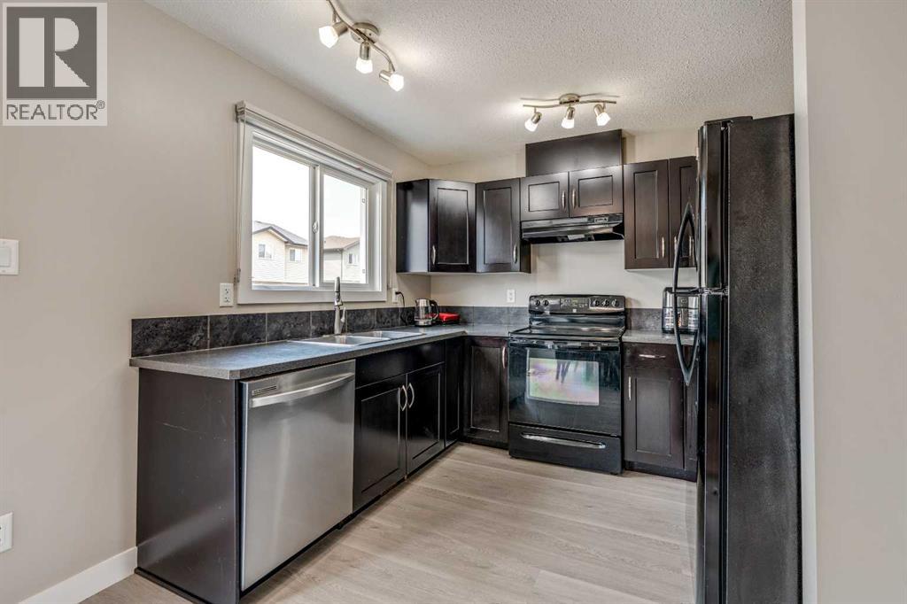 #2 237 Silkstone Road W - 9