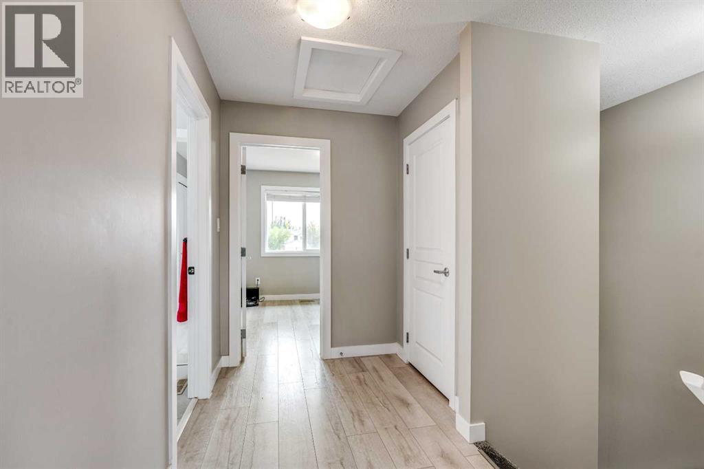 #2 237 Silkstone Road W - 14