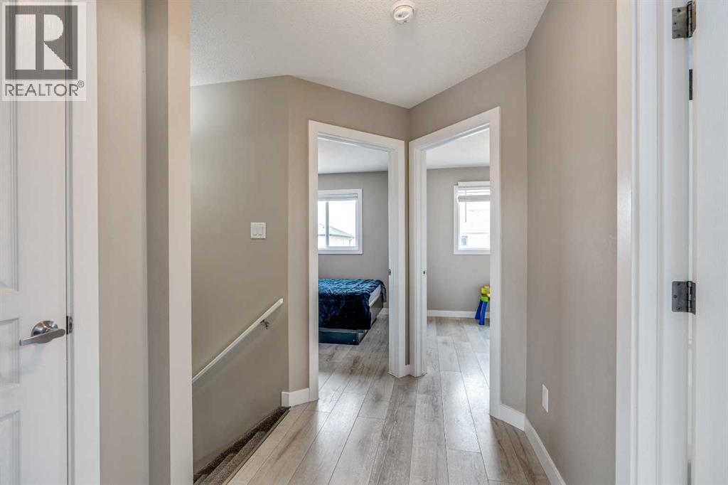 #2 237 Silkstone Road W - Image 21