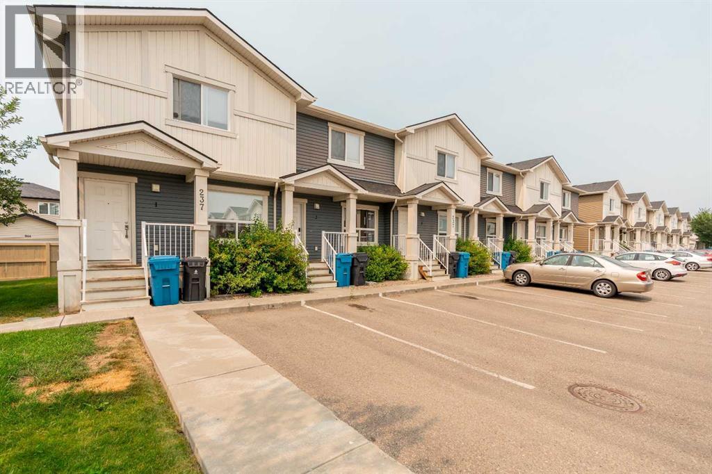 #2 237 Silkstone Road W - Image 32