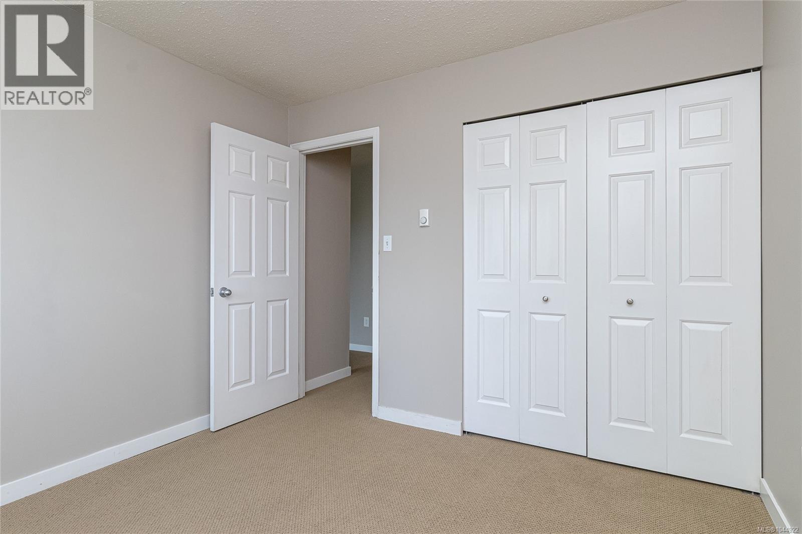 #310 2515 Alexander St - 21