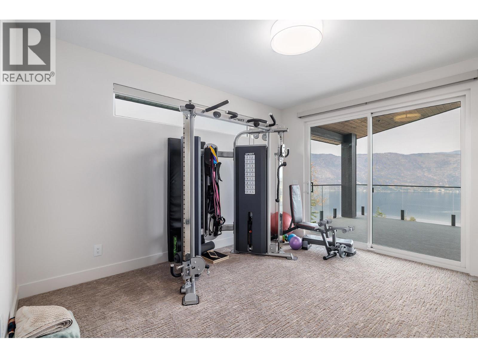  9988 Beacon Hill Drive, Lake Country