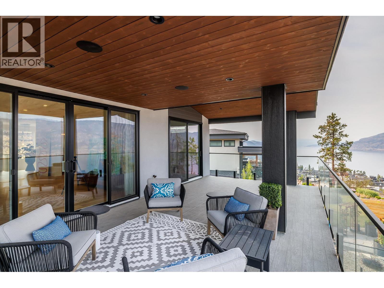  9988 Beacon Hill Drive, Lake Country