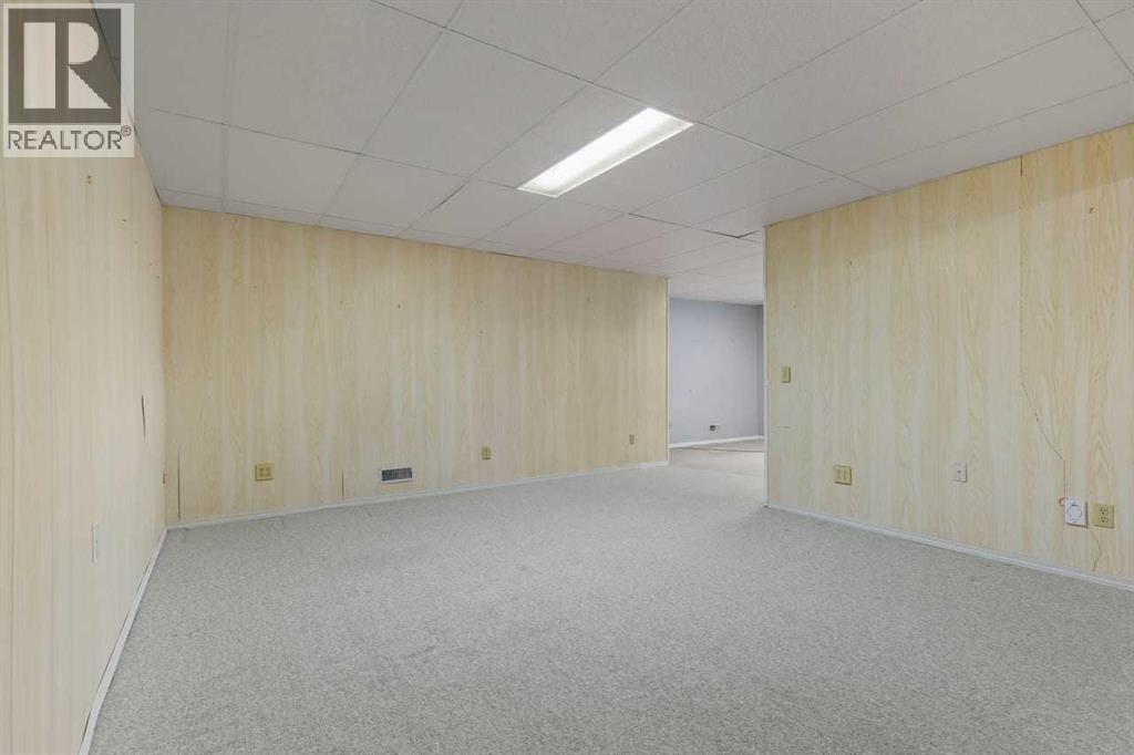 139 Hidden Valley Green NW - 40