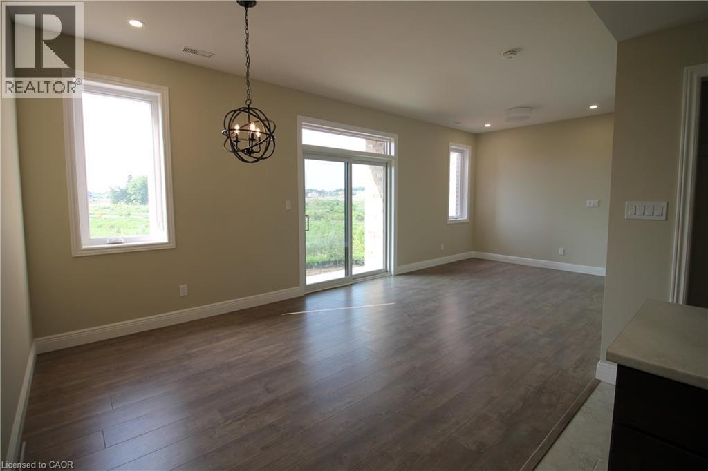 1395 BLEAMS Road Unit# 6 — photo 3