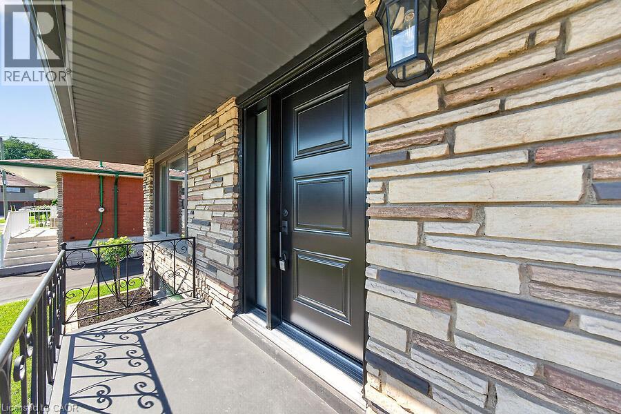 26 PARKLANDS Drive - 4