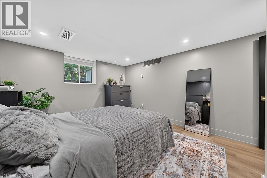 26 PARKLANDS Drive - 26