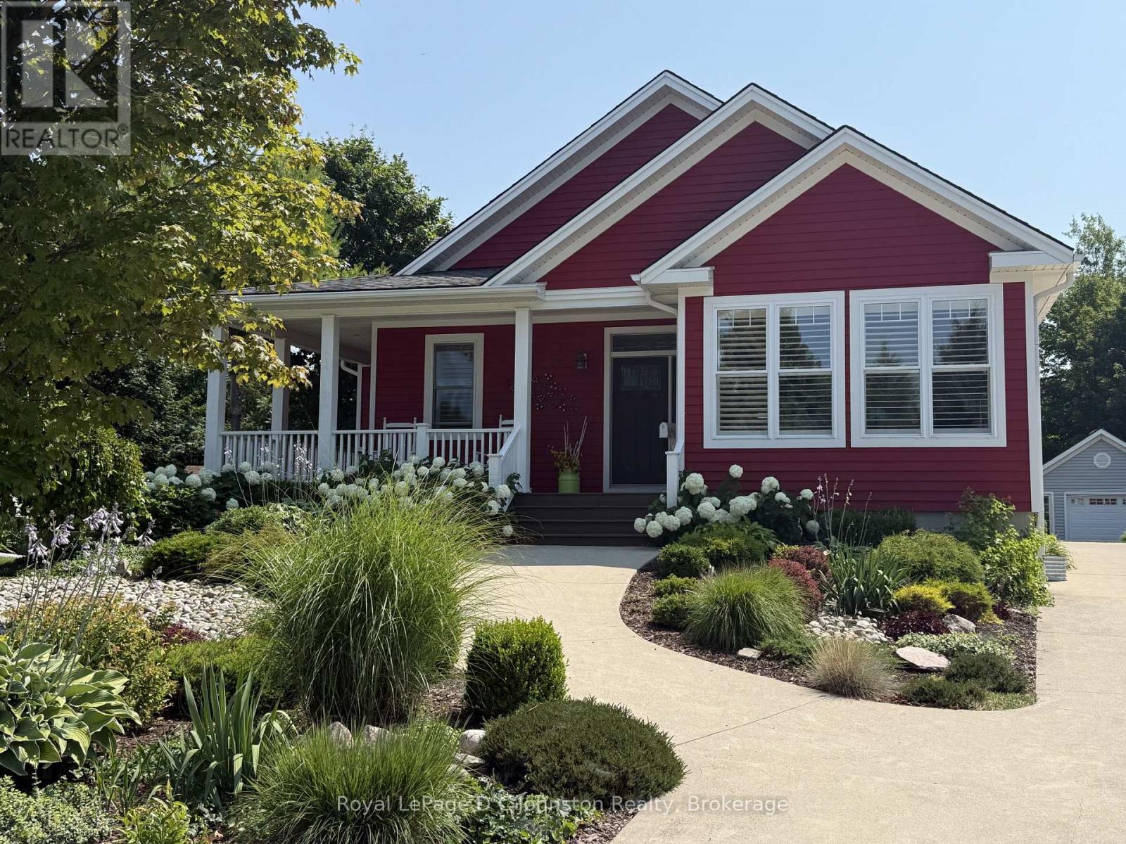 44 EASTGATE DRIVE - 3