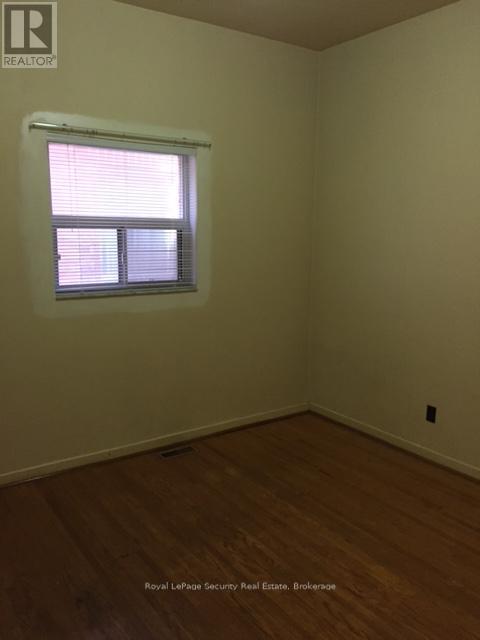 464 EUCLID AVENUE - 17