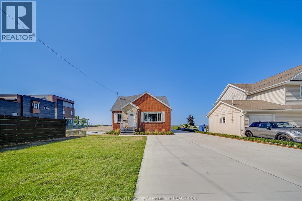 13902 RIVERSIDE DRIVE - 1