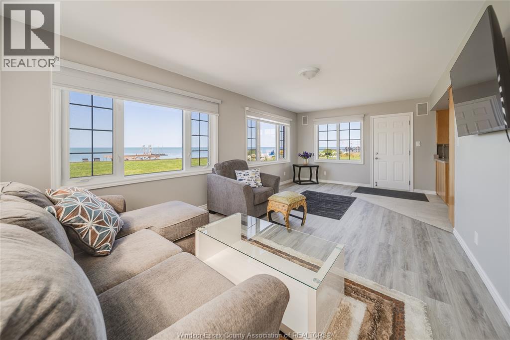 13902 RIVERSIDE DRIVE - 15