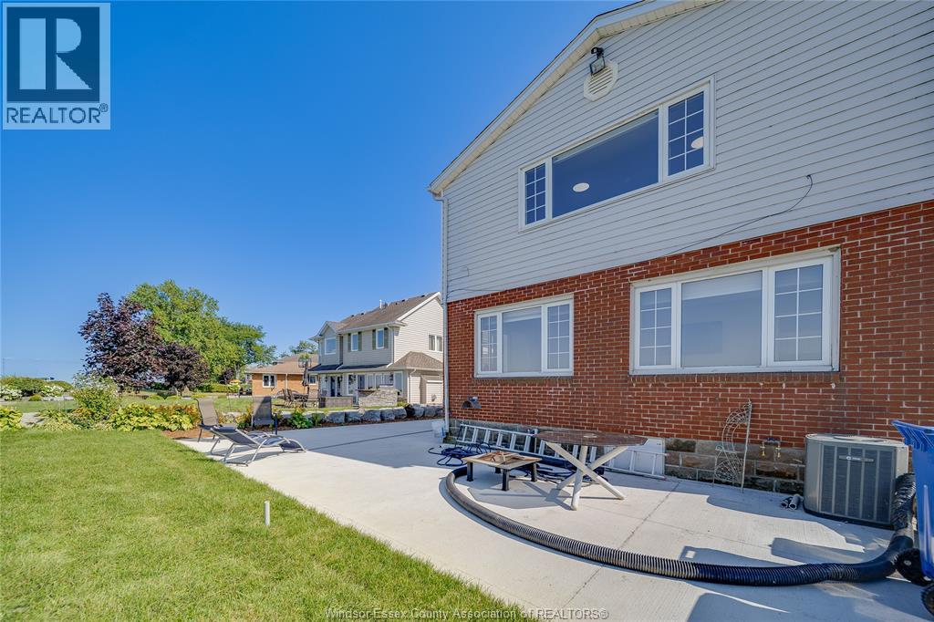 13902 RIVERSIDE DRIVE - 29