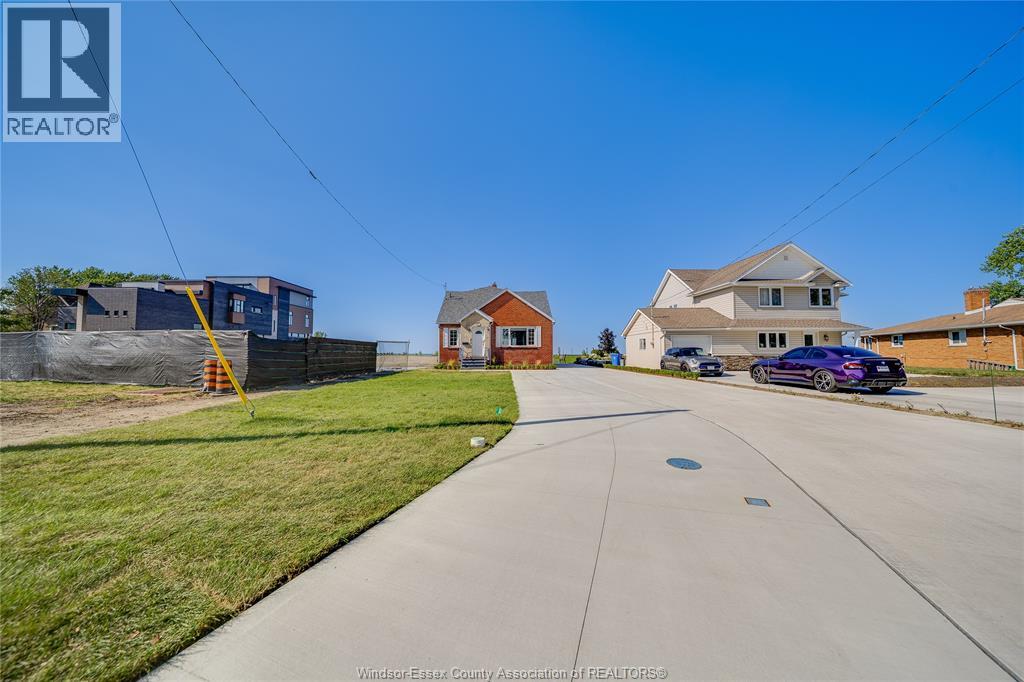 13902 RIVERSIDE DRIVE - 36