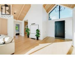 Patio - 7380 Lakefront Dr, Lake Cowichan, BC V0R2G1 Photo 9